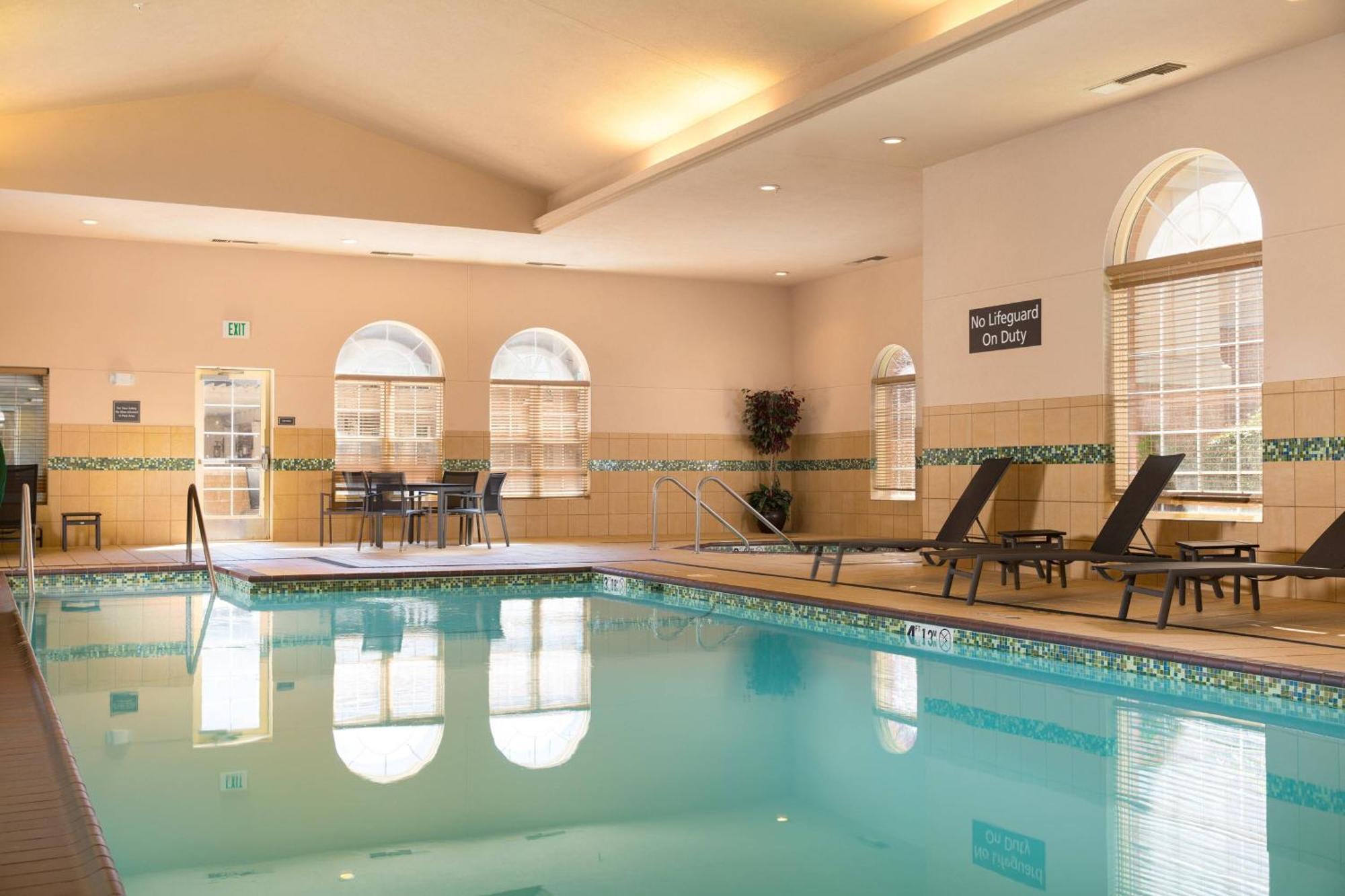 Residence Inn Kansas City Airport Extérieur photo